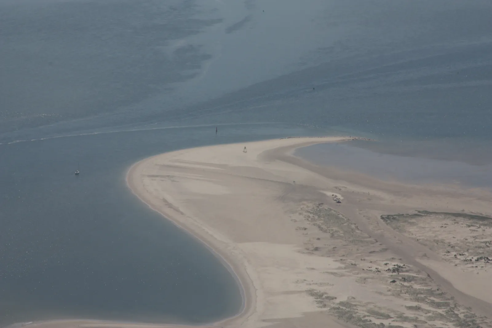 Durch Gezeitenbewegungen typisches östliches Inselende am Beispiel von Norderney
