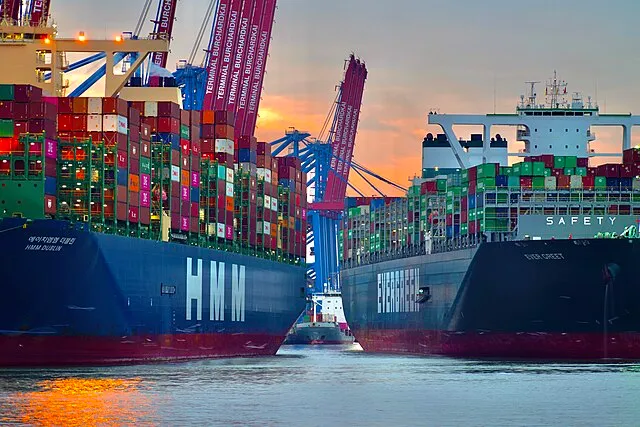 Betrieb von Ultra Large Container Ships am Containerterminal Burchardkai