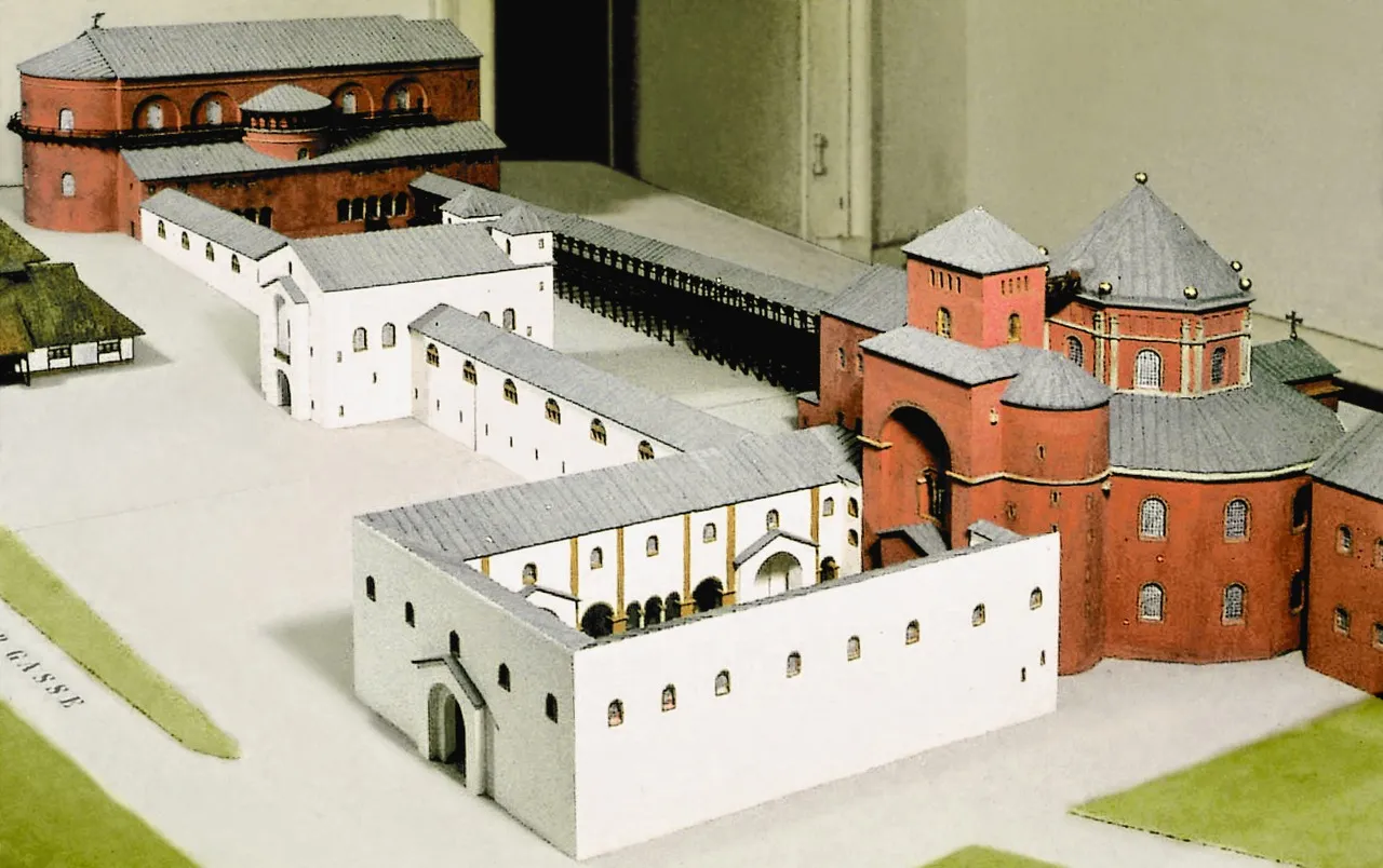 Modell der Aachener Königspfalz nach Leo Hugot, 1981