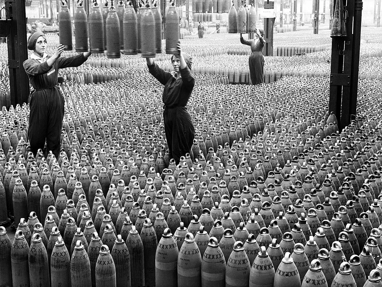 Frauen in der National Shell Filling Factory, Chilwell