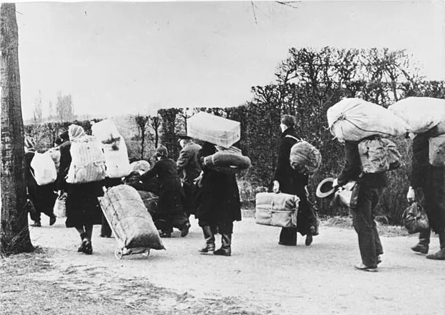 Flüchtlinge in Richtung Westen, 1945