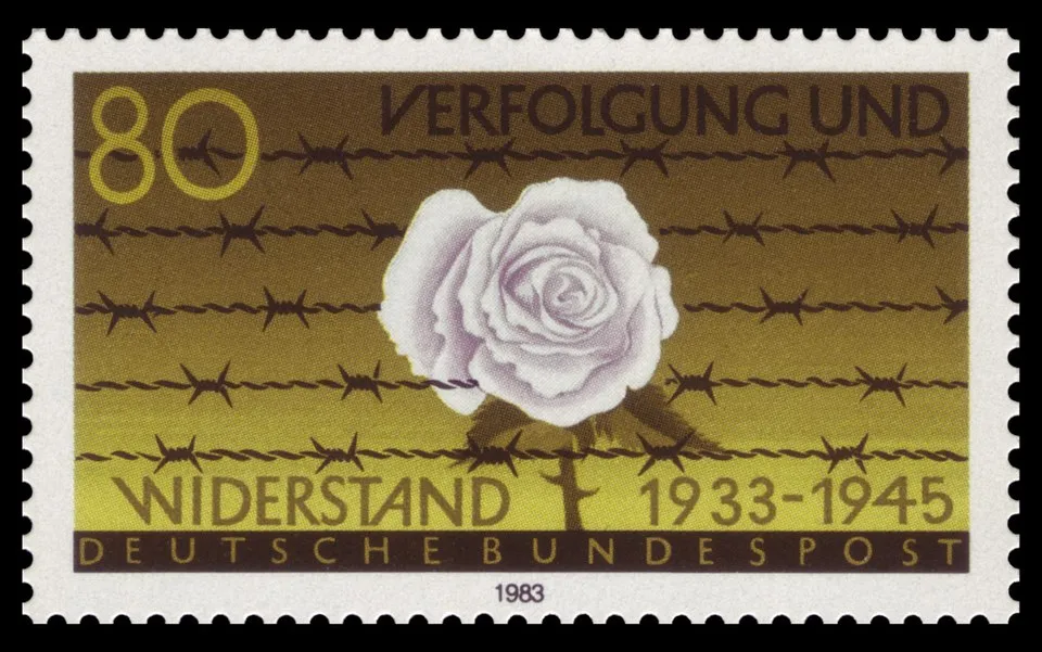 Die Briefmarke „Verfolgung und Widerstand 1933–1945“ der Deutschen Bundespost von 1983 symbolisiert das Thema mit einer von Stacheldraht umgebenen weißen Rose, dem Kennzeichen der gleichnamigen studentischen Widerstandsgruppe