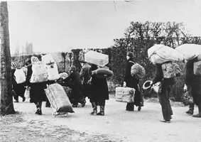 Flüchtlinge in Richtung Westen, 1945