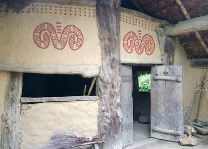 Archeon, Niederlande: Rekonstruktion eines Hauses aus der Jungsteinzeit